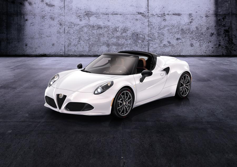  Alfa Romeo 4C Spider Concept 2014 года  (фото 1 из 6)